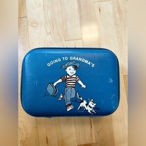 Vintage Little boys going to grandmas suite case